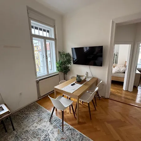 Marschall 9 Γκρατς