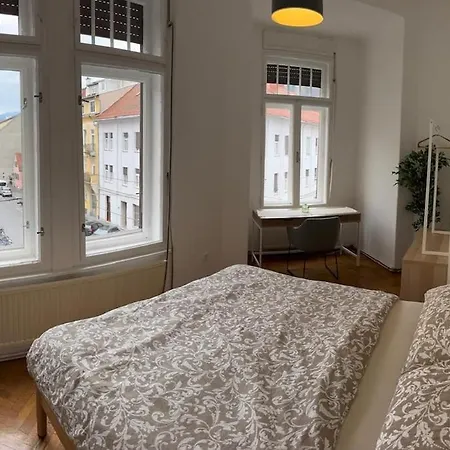 Marschall 9 Διαμέρισμα *